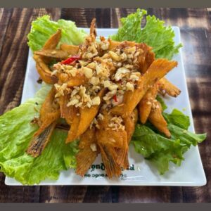 8c909d585fc7e999b0d6 三文鱼鱼翅 SALMON FIN VÂY CÁ HỒI CHIÊN TỎI