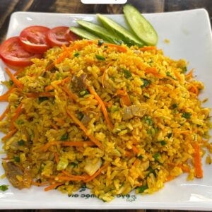鸡肉炒饭 FRIED CHICKEN RICE CƠM RANG GÀ