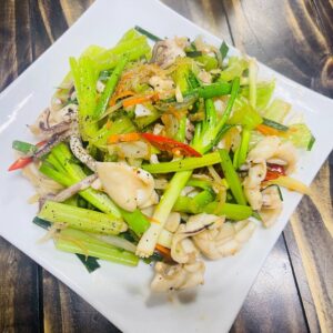 f7cde504899e3fc0668f 炒墨鱼 STIR-FRIED CUTTLEFISH MỰC XÀO CẦN TỎI
