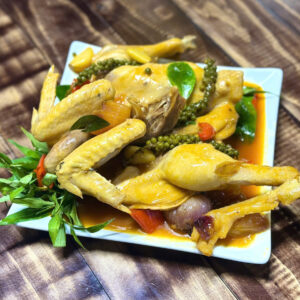 鸡肉蒸鱼露 STEAMED CHICKEN WITH FISH SAUCE GÀ HẤP MẮM NHĨ